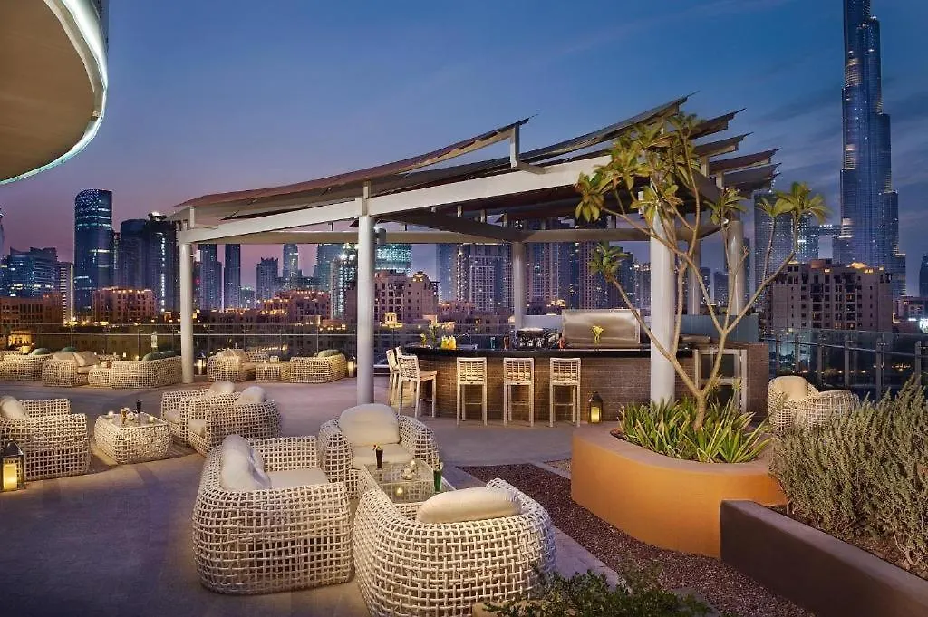 Chic Park Condo At Dubai Mall With Pool, Gym, Squash Courts, Games Room & Mini Theatre! 0*,